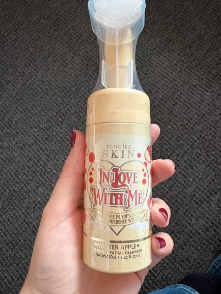 Plouise facial cleanser