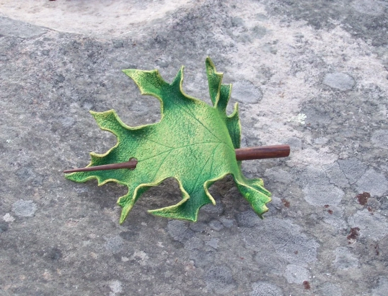 Green Oak Leaf Hair cup