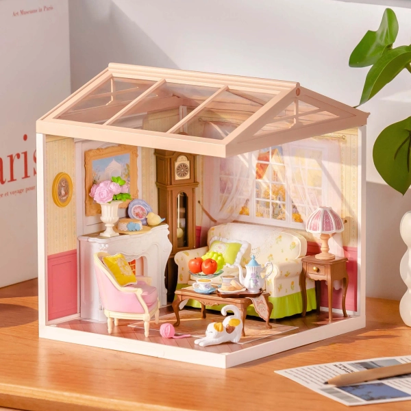 Rolife Holiday Tea Time Super Creator Miniature House DW023