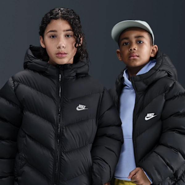 Nike Sportswear All Day Play Older Kids' Therma-FIT Loose-Fit Puffer Jacket