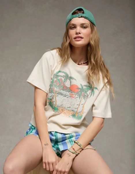 AE Boxy Graphic T-Shirt