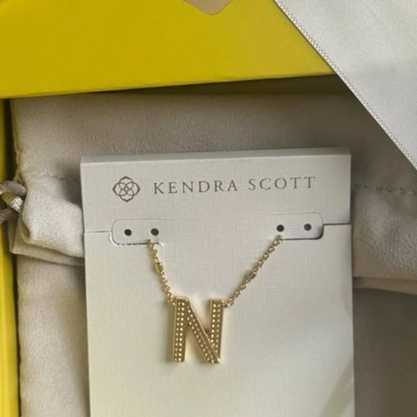 Kendra Scott N Pendant Necklace Full Set