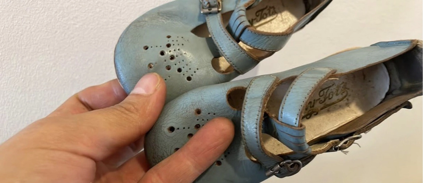 Vintage Tiny Tots Blue Leather Baby Shoes Buckle Strap Nursery Display
