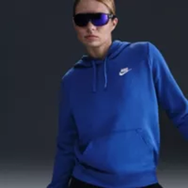 Nike Sportswear Women's Club Fleece Pullover Hoodie