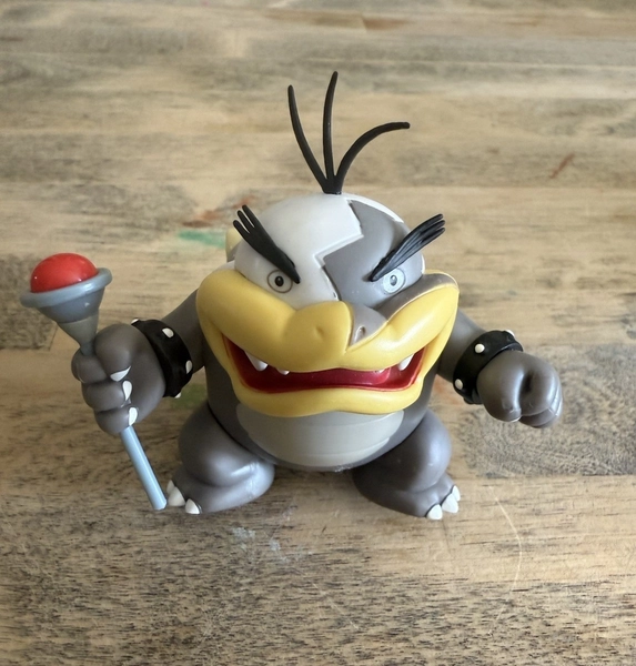 Super Mario Jakks World of Nintendo Morton Koopa 2.5 Figure w/ wand *Rare