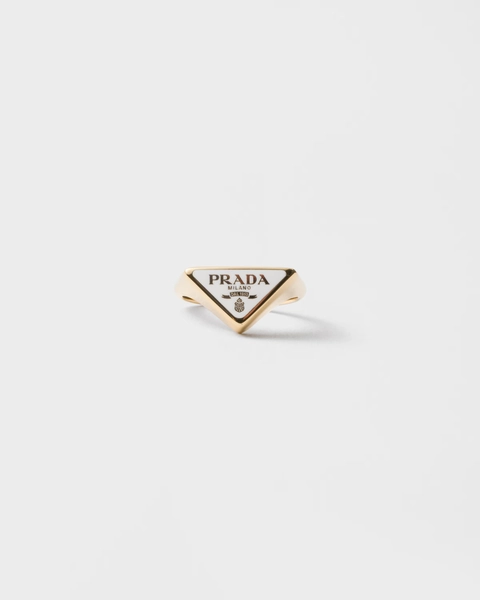 Enameled metal ring