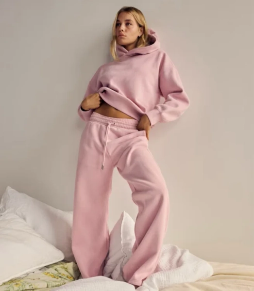 Abercrombie     Color: pale mauve