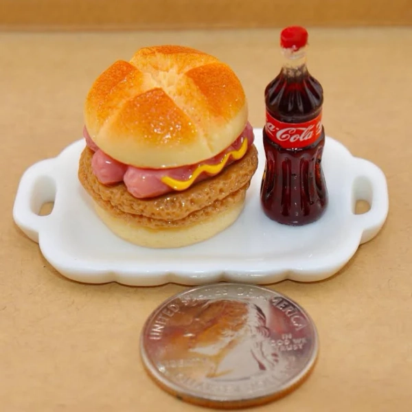 Handmade Resin Miniature Fast Food Set: Burger & Drink Dollhouse Decor