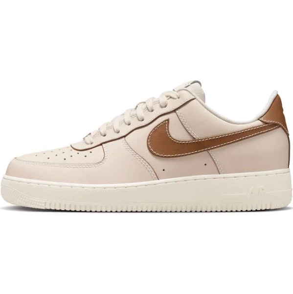 Nike Men's Air Force 1 '07 Shoes