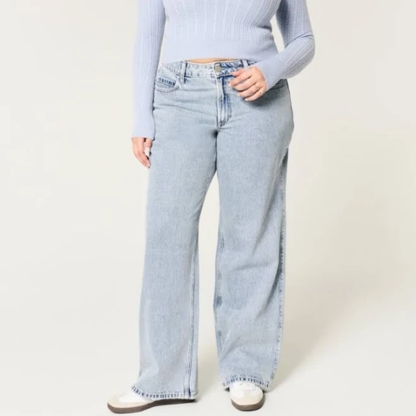 Hollister Women's Curvy Mid-Rise Baggy Jeans