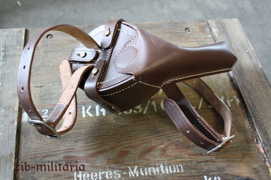 Luger P08 Drum Mag Pouch