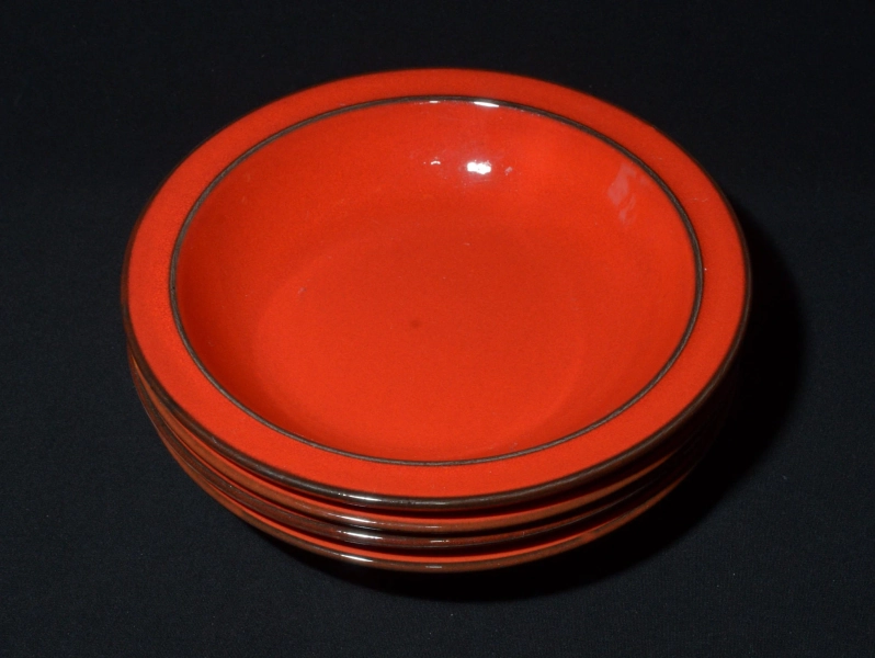 Set of 4 THOMAS Germany red deep plate / bowl with black rim  Flame mid-century Bone China Scandic shadow Hertha Bengtson soup bowl