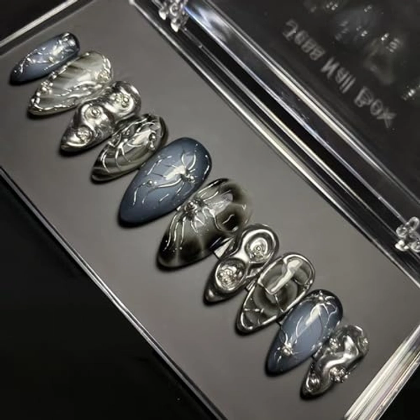 30Pcs Goth Press on Nails Medium Almond Fake Nails 3D Silver Alloy Chrome Glitter Design Y2k Glue on Nails Full Cover Glue on Nails Reusable Handmade Nails Black False Nails for Women Acrylic Nails