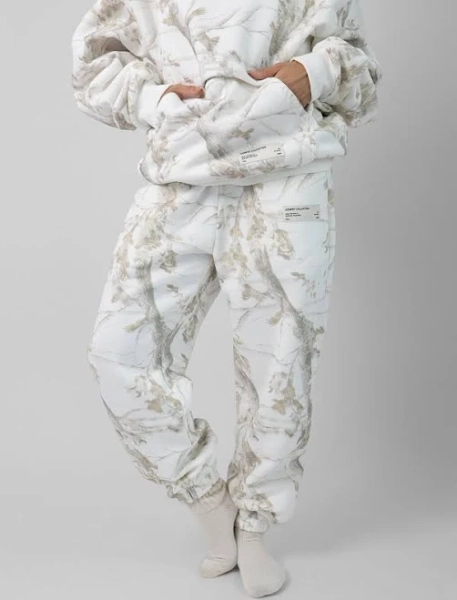 Comfrt Oversized Camo Sweatpants