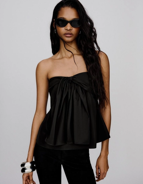 Top bandeau con fiocco
