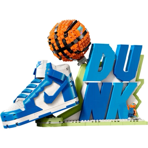 LEGO Nike Dunk Set 43008