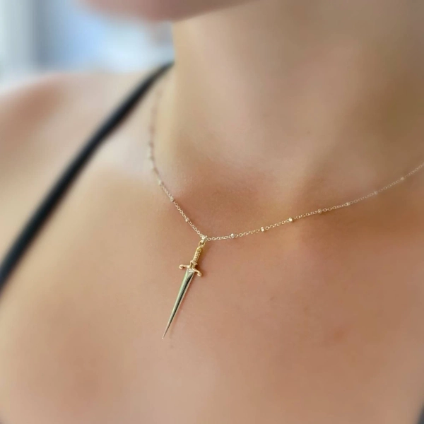 ‼️Dagger Necklace • Edgy Jewelry • Layering Necklace • Goth Style • Knife Charm • Badass Style • Sword Charm • Layering Necklace