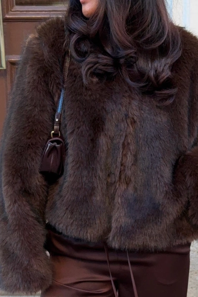 Faux fur short jacket