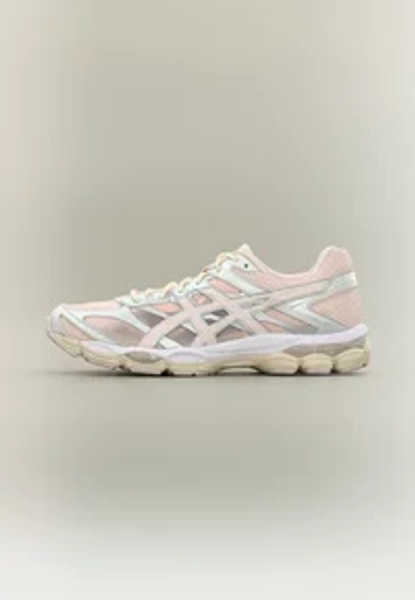 GEL CUMULUS 16 UNISEX - Sneakersy niskie