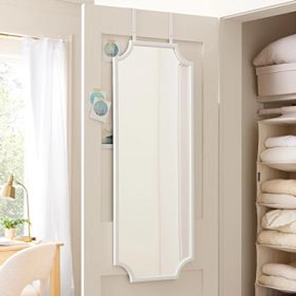 Scallop Preppy Over-The-Door Mirror (18"x48")