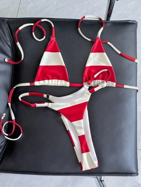 Swim Vcay Bikini Sexy a Righe Rosse e Bianche con Mini Top e Perizoma, Costume da Bagno