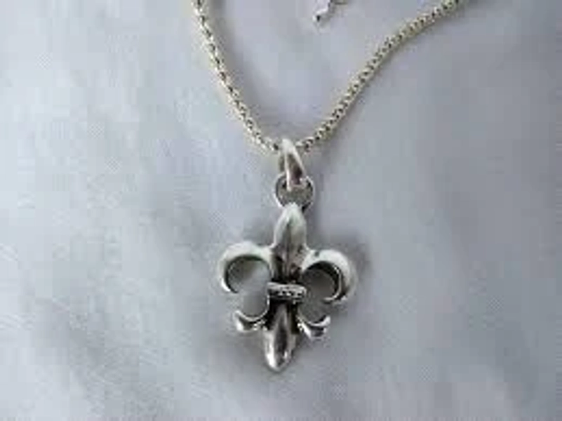 Sterling Silver Fleur de Lis Necklace