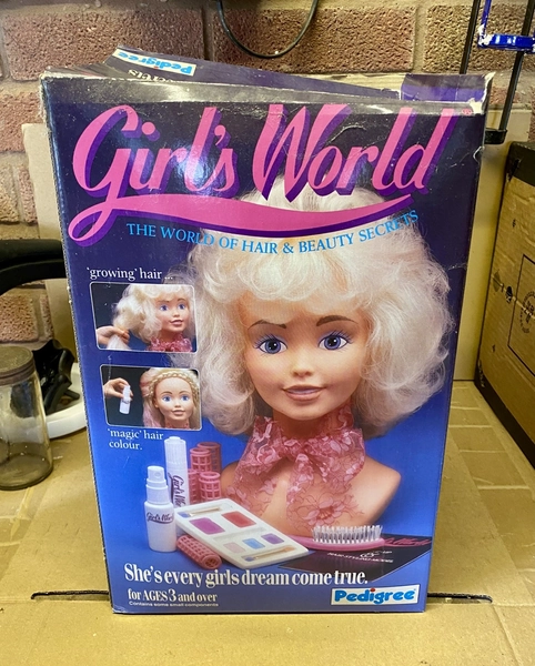 Pedigree Girl’s World Make Up &amp; Head Original Box 1980s Vintage Girls Toy.