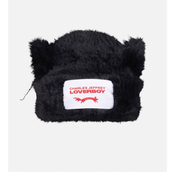 FLUFFY CHUNKY EARS BEANIE in BLACK