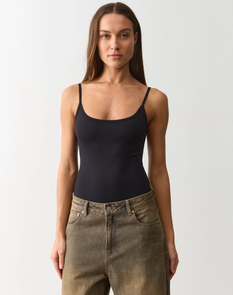 Soft Sculpt Scoop Neck Bodysuit