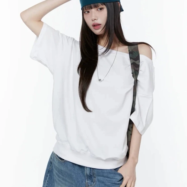 Oversized Off-Shoulder Tee CU505 - Casual style | LEWKIN White / S/M