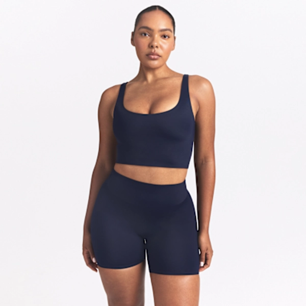 NikeSKIMS Shine Women's Scoop-Neck Bra Top
