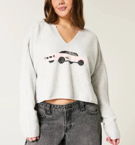 Hollister Women's Comfy Cloud Graphic Notch-Neck Sweater