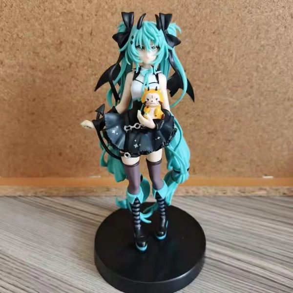 Action Figure Miku Devil Kawaii Vocal Idol Collectible Model Gift