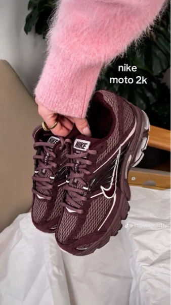 Nike Air Max Moto 2K