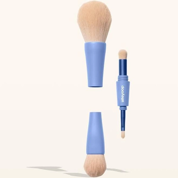Overachiever 4-in-1 Makeup Bruch