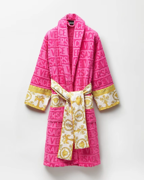 I ♡ Baroque Bathrobe