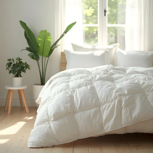 Duck Down & Feather All Seasons Quilt