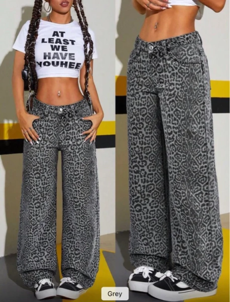 [77.0% Cotton] SHEIN EZwear Women's Low Waist Leopard Print Washed Straight Leg Jeans