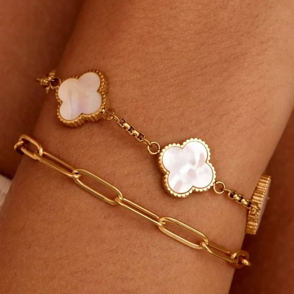 Olivia Jewlery Women's Elegant Gold Clover Bracelet