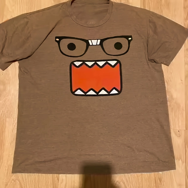 Women's Y2K Anime Graphic T-Shirt - Brown Casual Streetwear Tee, Machine Washable Loose Fit Top for Everyday & Themed Events, Street Style Clothing, Cartoon Print Shirt, Durable Casualwear, Comfortable Fabric