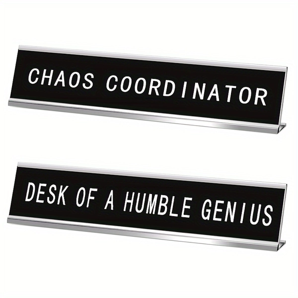1pc Funny Desk Signs for Office, Novelty Nameplate Funny Office Decor Black Desk Plaque for Coworker Gift Office Home Desk Supply Additions, 10 X 2 Inch (Desk of A Humble Genius/Chaos Coordinator)
