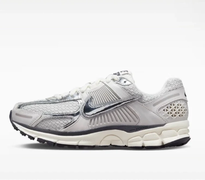 Nike Zoom Vomero 5 Women's Shoes with Reflective Accents
