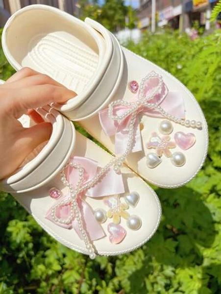 14pcs Pink Pearl Bow White Bear Heart ABS DIY Decorations, Multifunctional Shoe Clips Accessories For Women's Sandals, Slippers, Beach Bags, Suitable For Holidays And Birthday Party Gifts - Size one-size