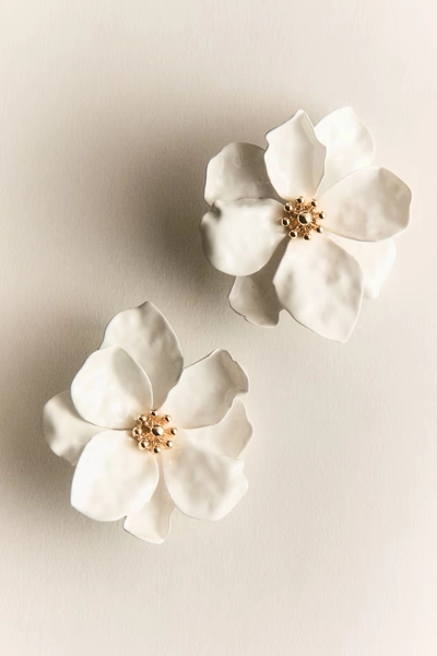 Flower-Shaped Earrings - White