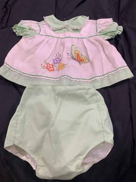Vintage 1980’s Baby Girl’s Size 12 Months 2 Piece Dress Set