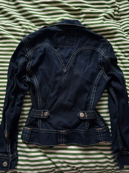 Vintage Levi’s denim jacket