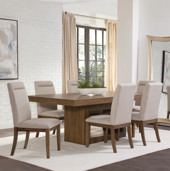 Table/Chairs