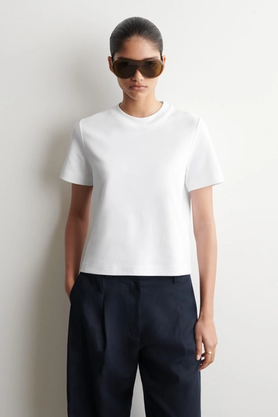 CLEAN CUT T-SHIRT