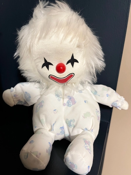 VINTAGE Musical Clown Doll Plush Plays 'Somewhere Over The Rainbow'