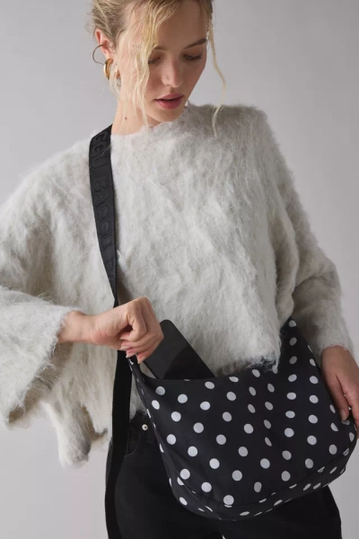 BAGGU Medium Nylon Crescent Bag